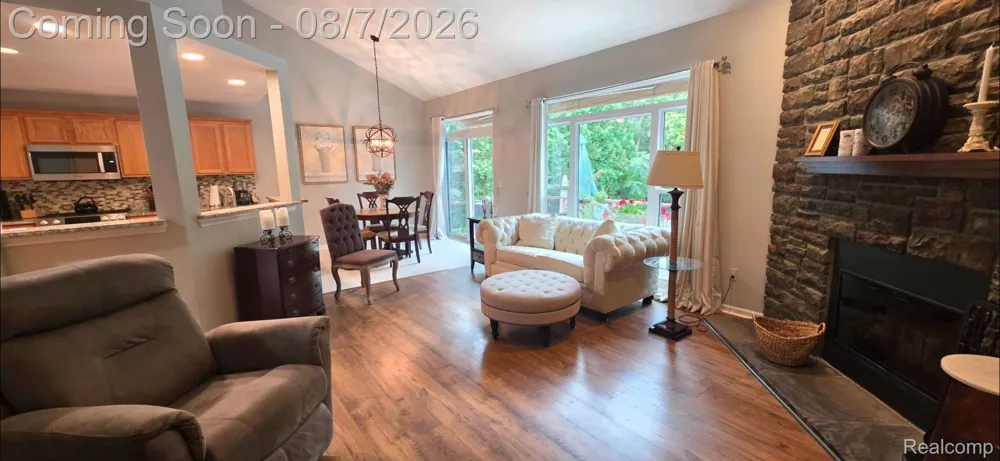 5818 Pine Trace Court Genoa Township, MI 48843