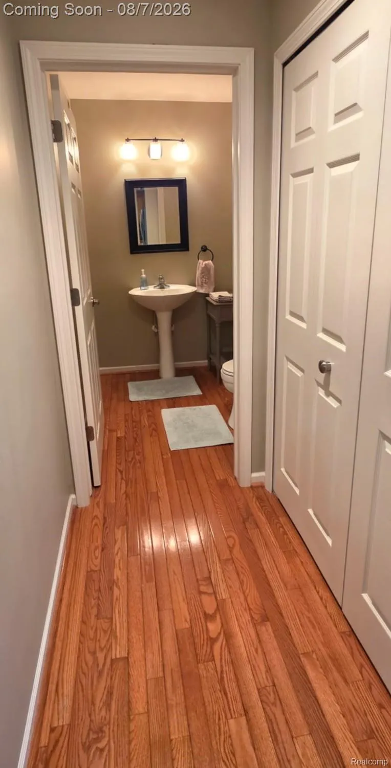 5818 Pine Trace Court Genoa Township, MI 48843