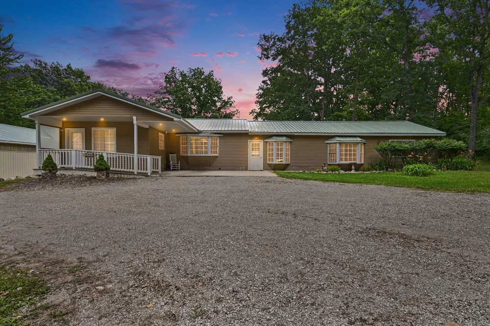 5444 S Branch Road Plainfield Township, MI 48743
