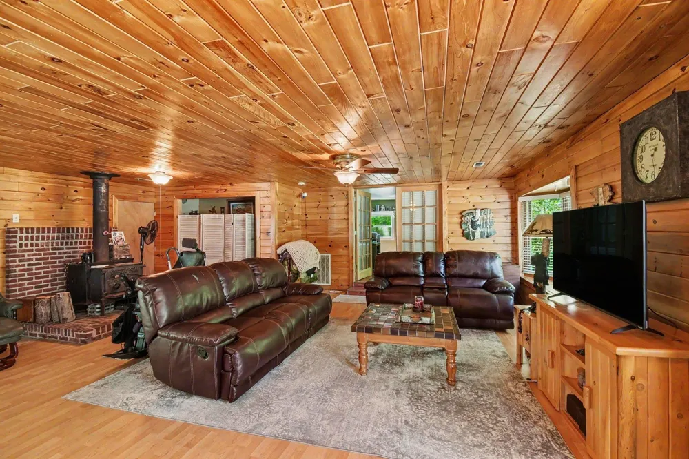 5444 S Branch Road Plainfield Township, MI 48743