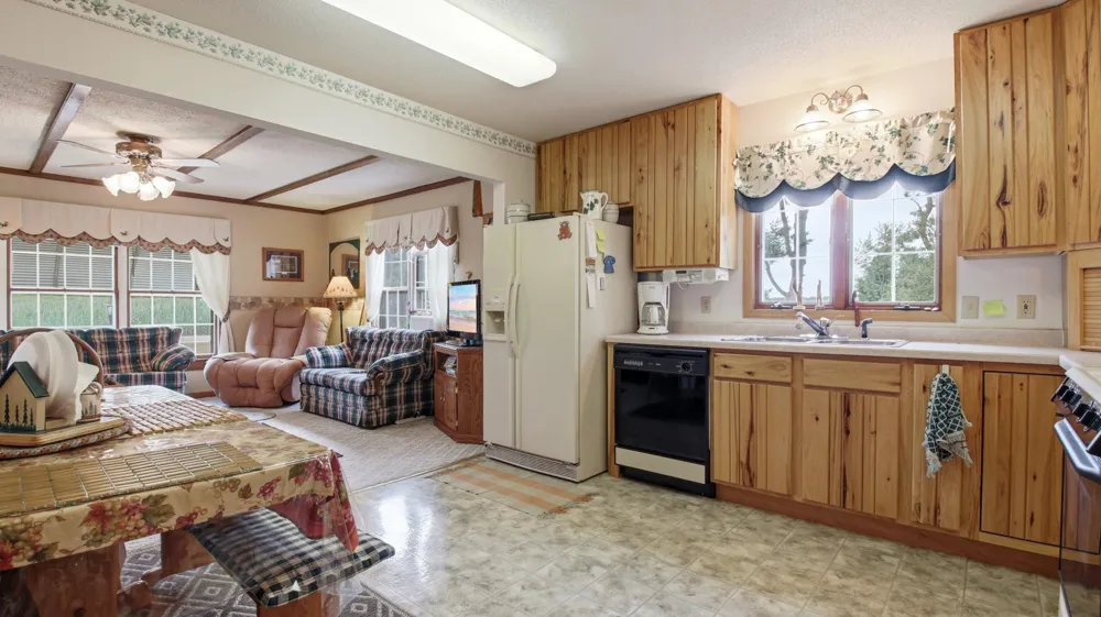 714N State Highway 40 Exeland, WI 54835