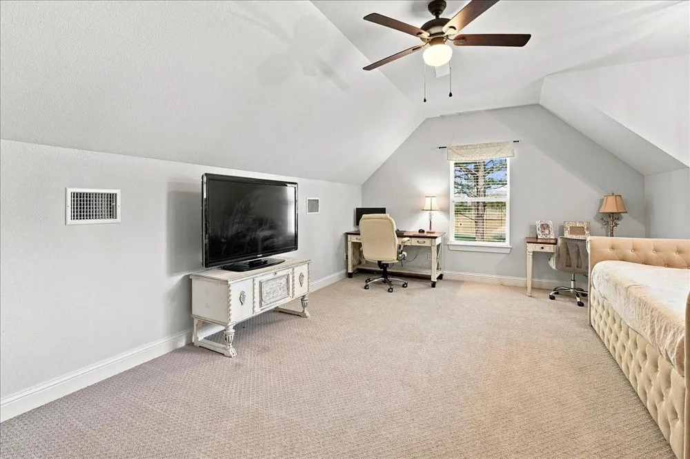 14448 Meadow Glen Road Lindale, TX 75771