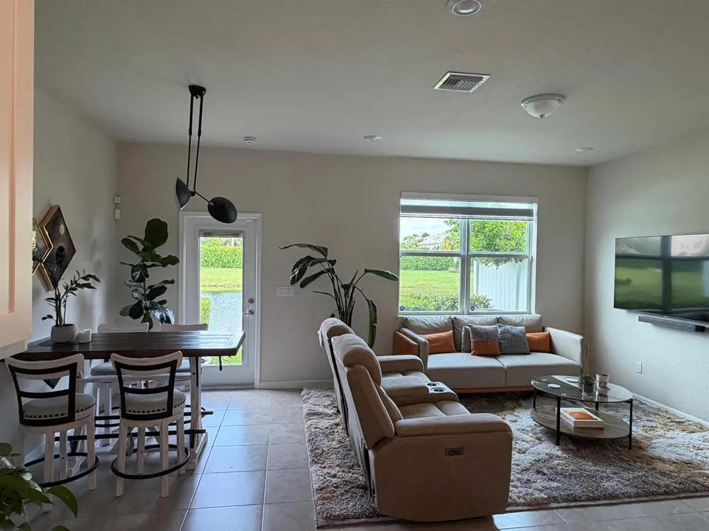 2933 OLIVIA AVENUE Lauderdale Lakes, FL 33311
