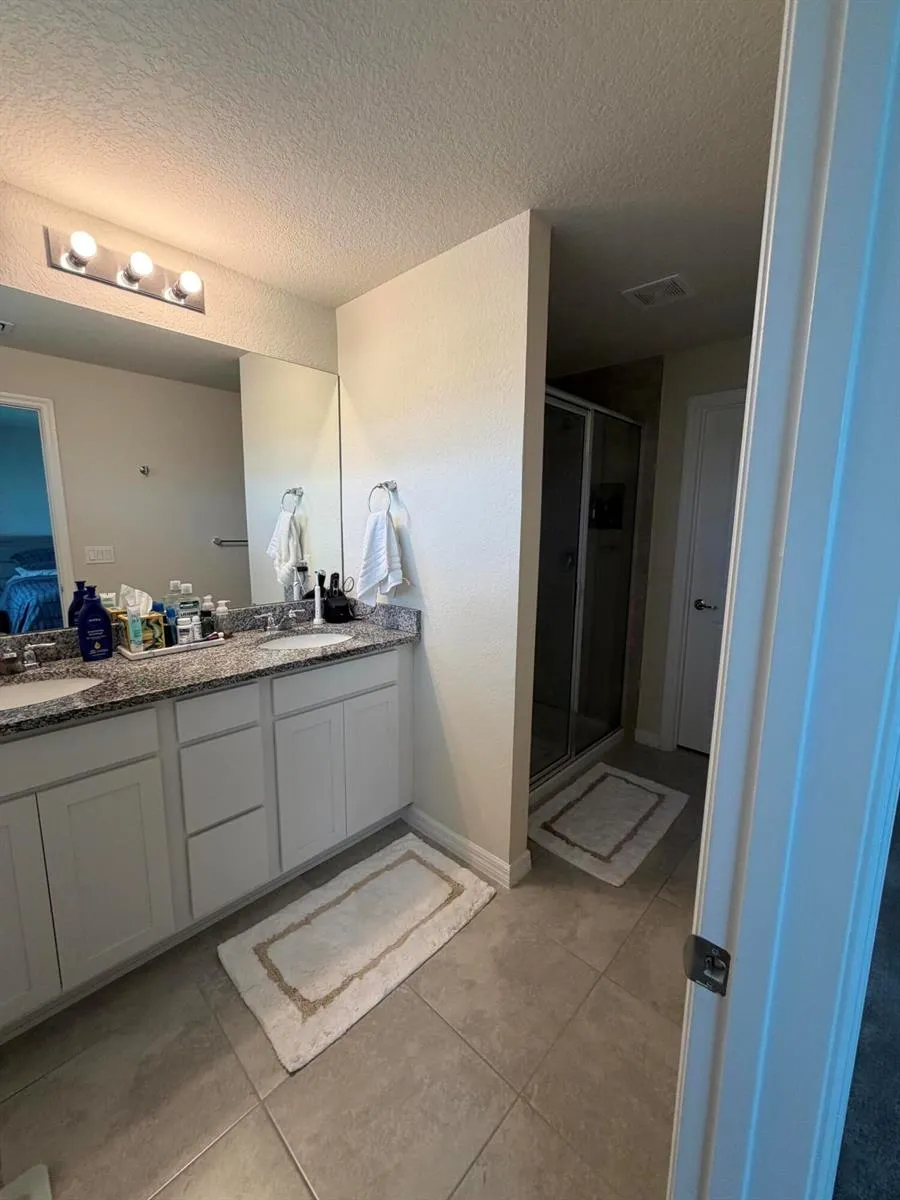 2933 OLIVIA AVENUE Lauderdale Lakes, FL 33311