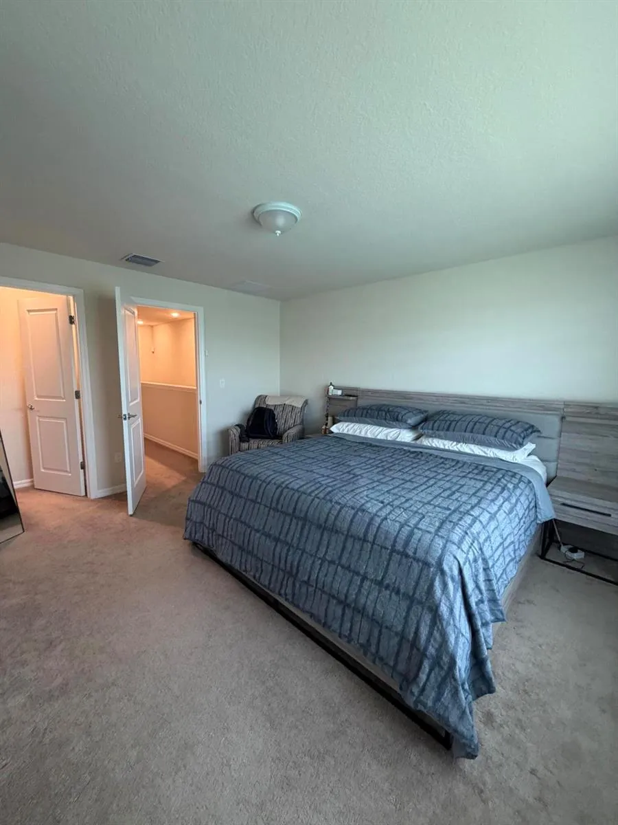 2933 OLIVIA AVENUE Lauderdale Lakes, FL 33311