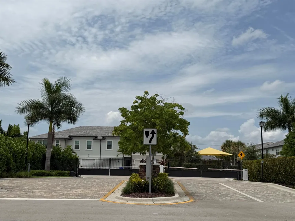 2933 OLIVIA AVENUE Lauderdale Lakes, FL 33311
