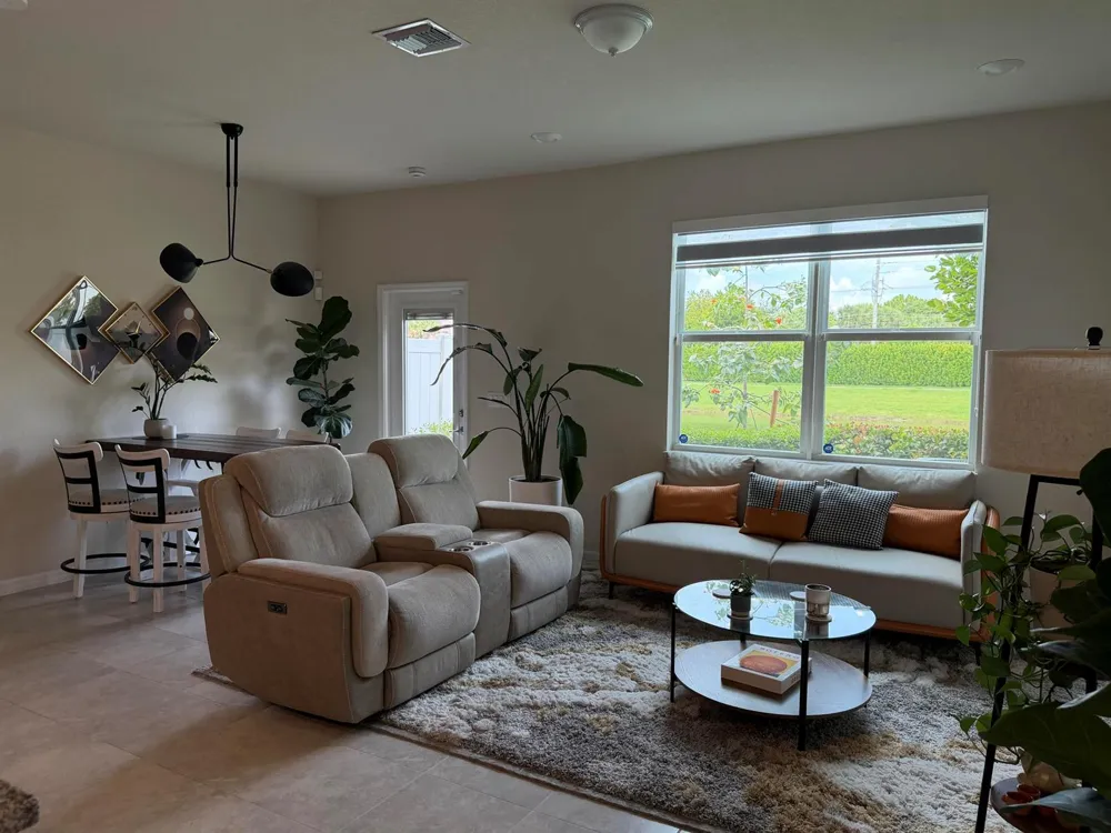 2933 OLIVIA AVENUE Lauderdale Lakes, FL 33311