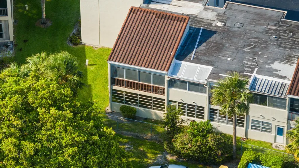 2540 BOUNDBROOK BOULEVARD #110 Palm Springs, FL 33406