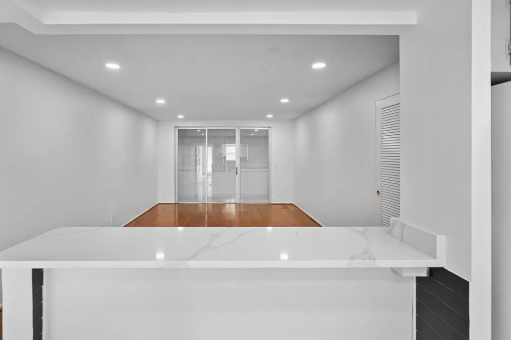 2540 BOUNDBROOK BOULEVARD #110 Palm Springs, FL 33406