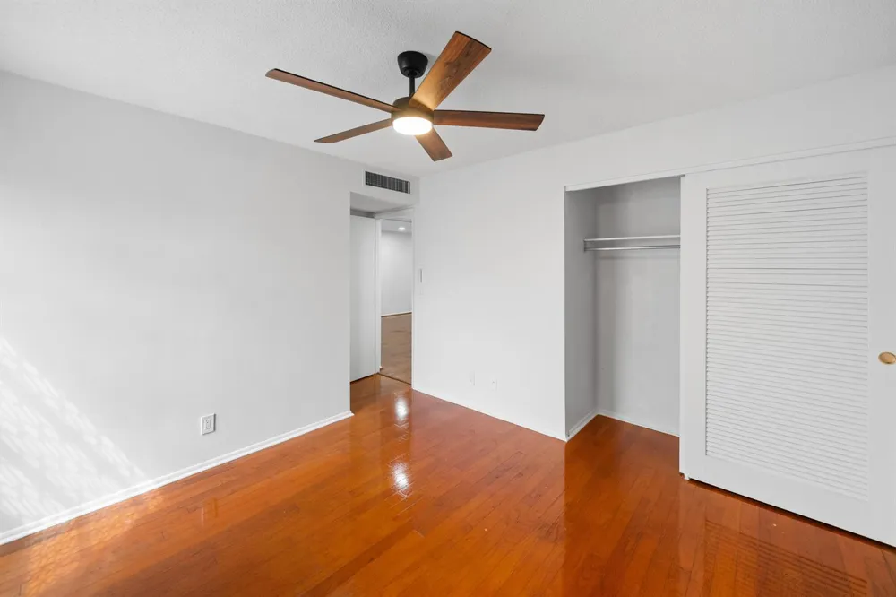 2540 BOUNDBROOK BOULEVARD #110 Palm Springs, FL 33406