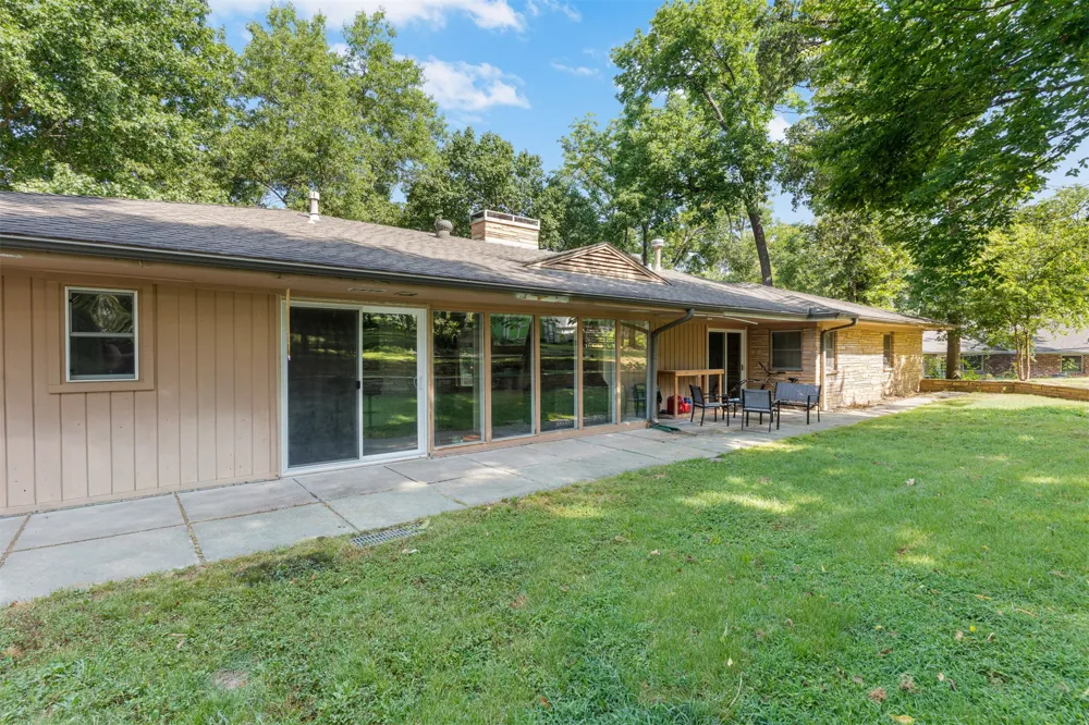 2210 Skyline Drive Bartlesville, OK 74006