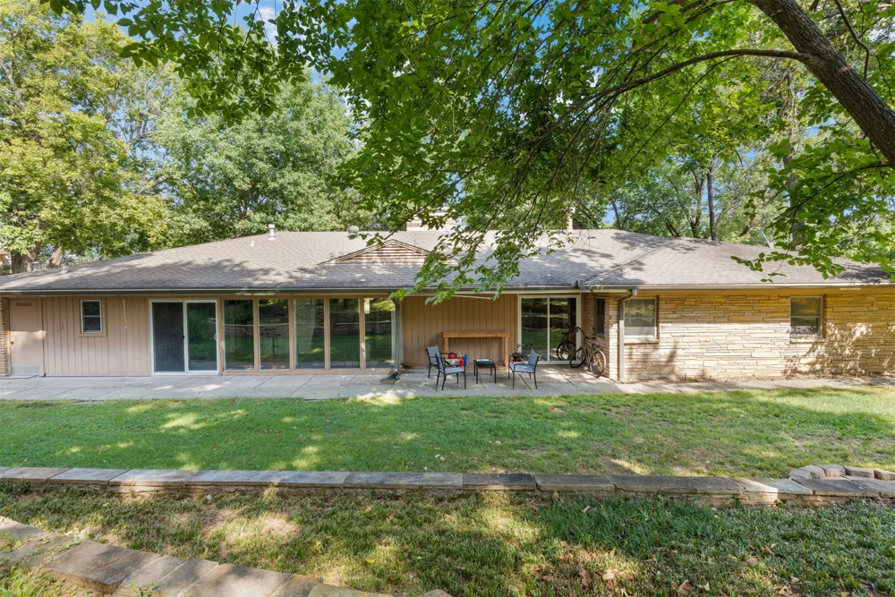 2210 Skyline Drive Bartlesville, OK 74006