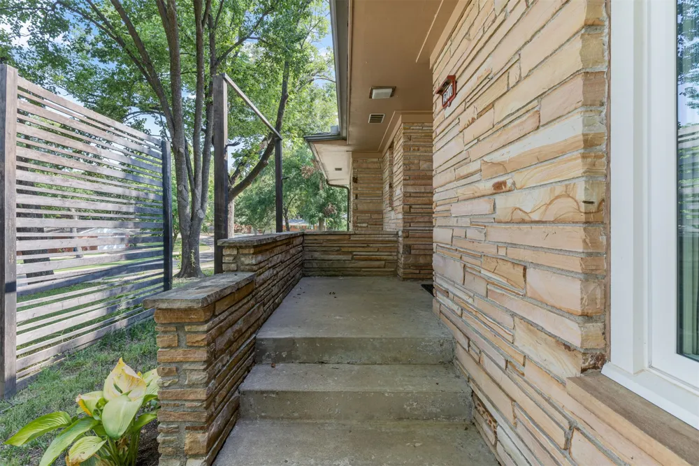 2210 Skyline Drive Bartlesville, OK 74006