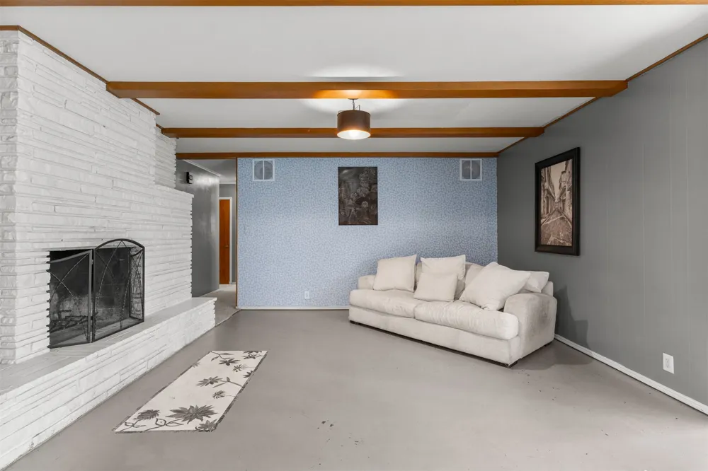 2210 Skyline Drive Bartlesville, OK 74006