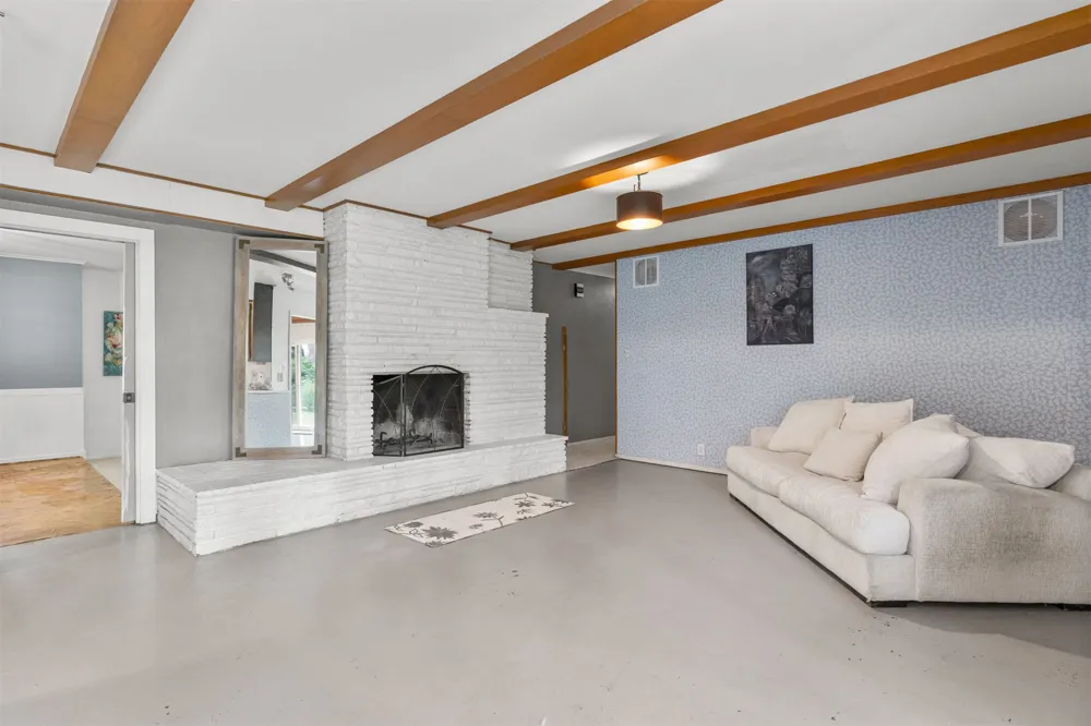 2210 Skyline Drive Bartlesville, OK 74006
