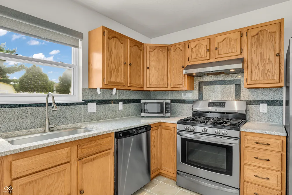 3096 Natasha Drive Bloomington, IN 47404