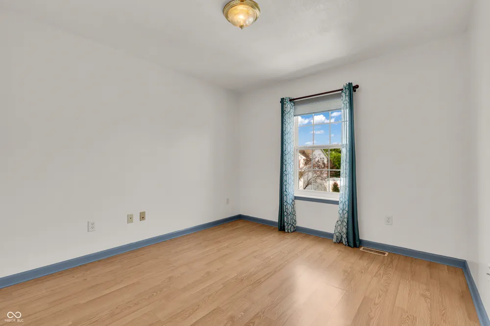 3096 Natasha Drive Bloomington, IN 47404