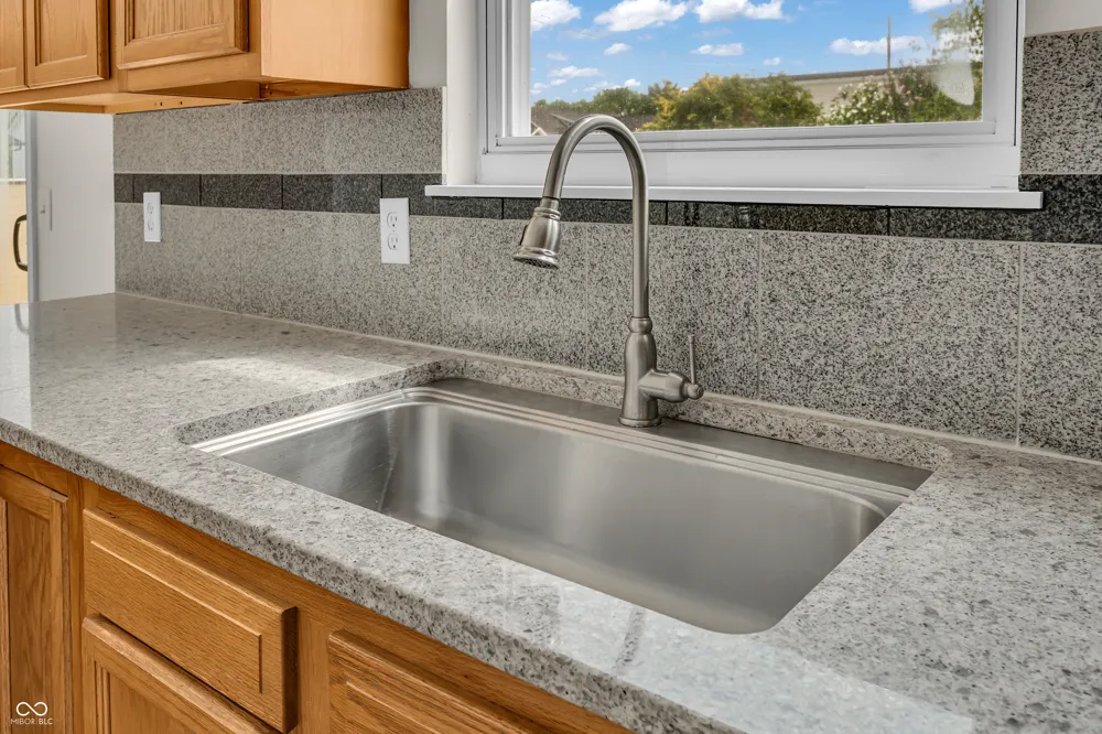 3096 Natasha Drive Bloomington, IN 47404