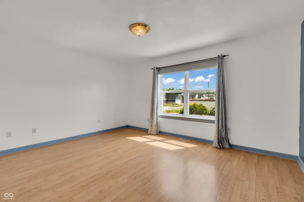 3096 Natasha Drive Bloomington, IN 47404