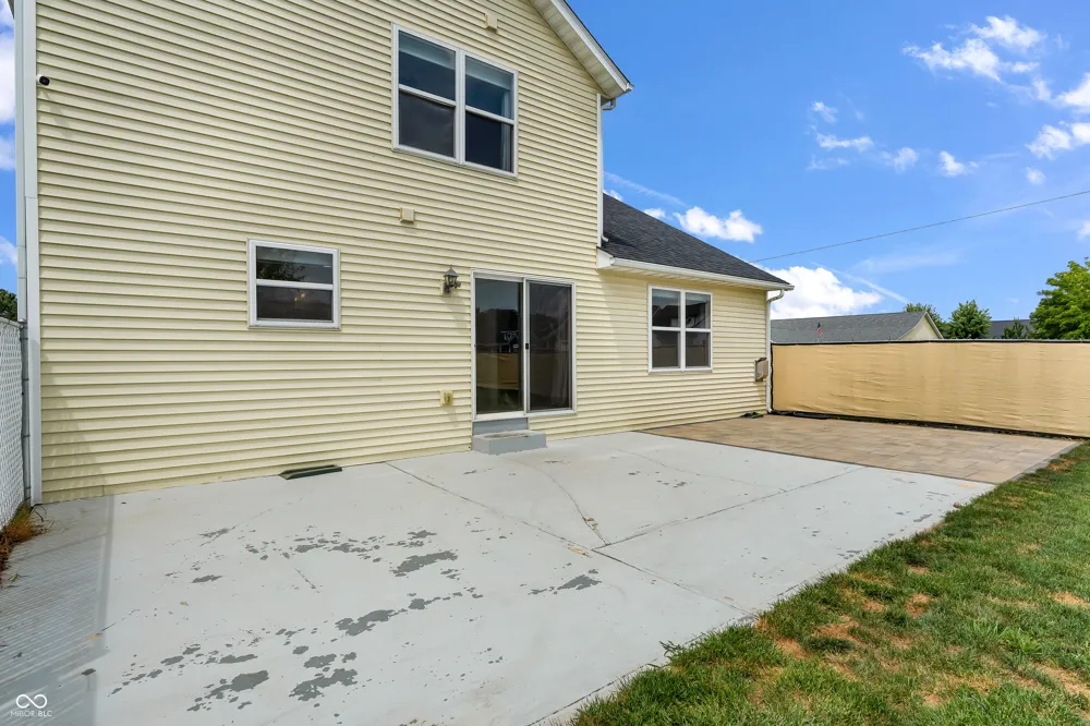 3096 Natasha Drive Bloomington, IN 47404