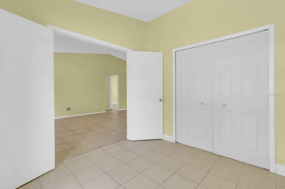 3143 STONECASTLE ROAD Orlando, FL 32822