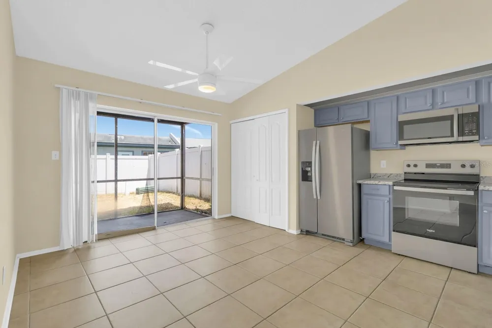 3143 STONECASTLE ROAD Orlando, FL 32822