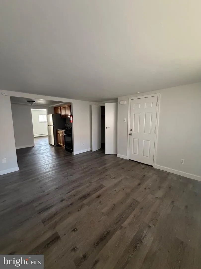 6016 WARNOCK STREET #E Philadelphia, PA 19141