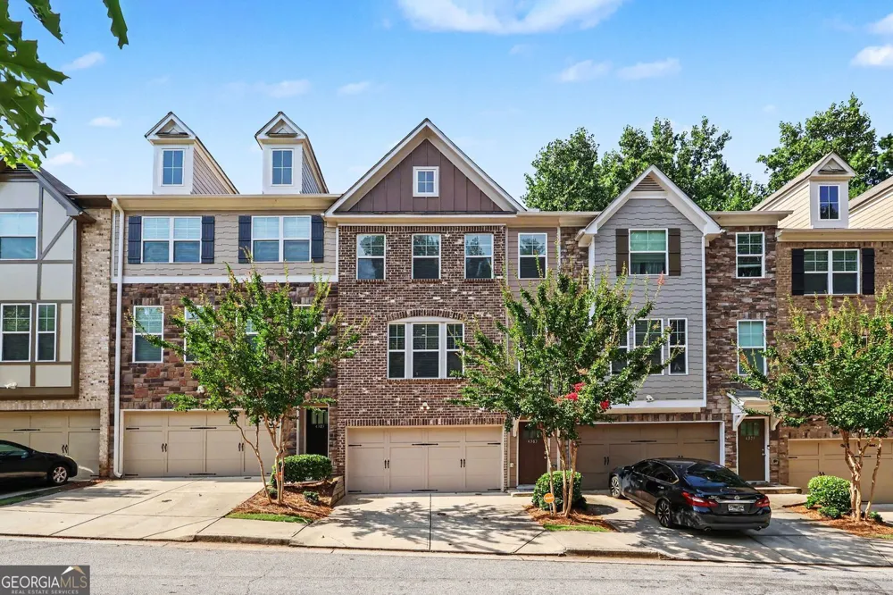 4383 Legendary ST Stone Mountain, GA 30083