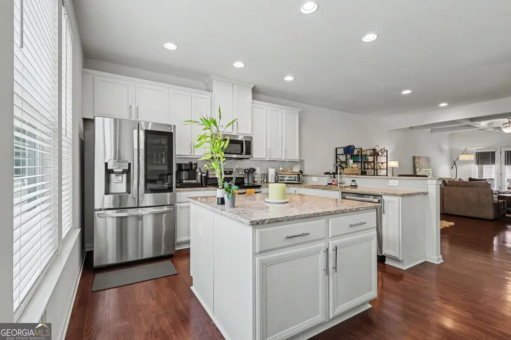 4383 Legendary ST Stone Mountain, GA 30083
