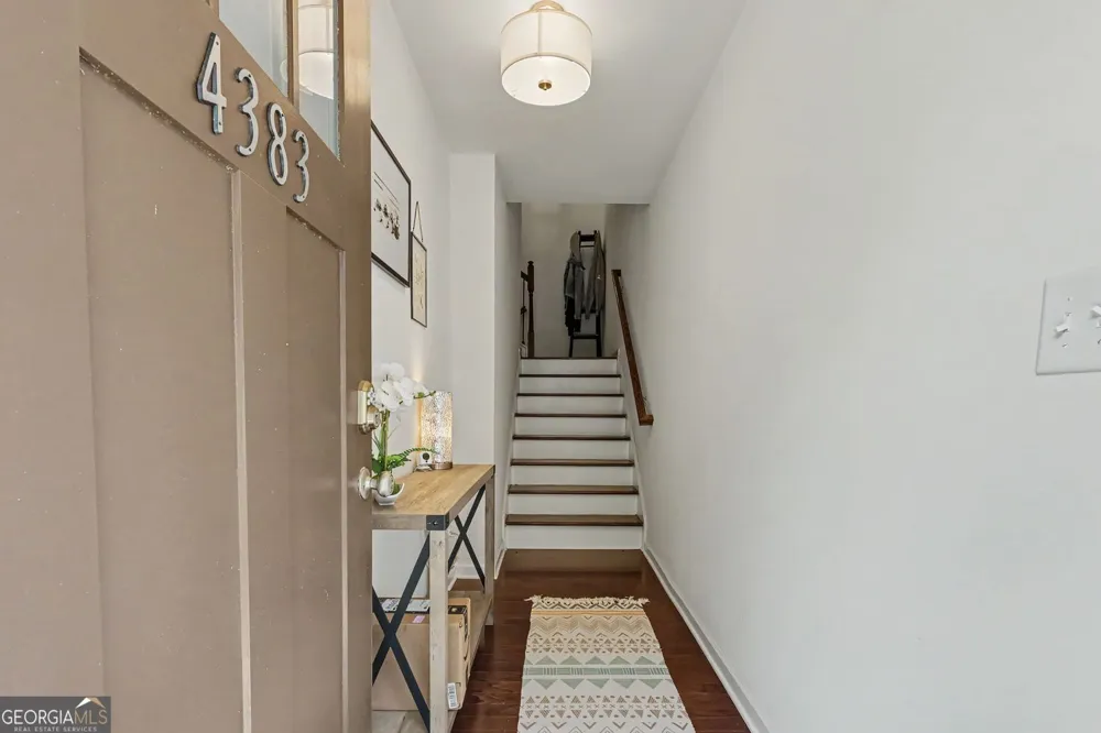 4383 Legendary ST Stone Mountain, GA 30083