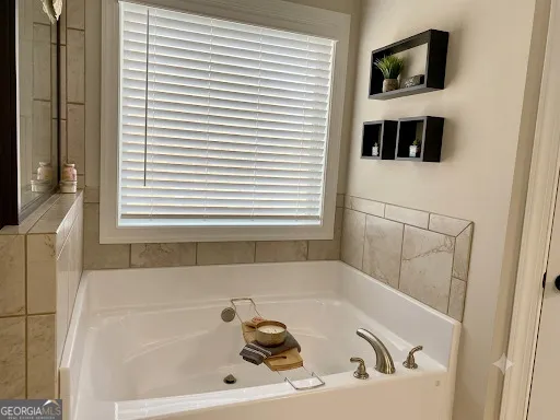 2379 Tomoka DR Bethlehem, GA 30620
