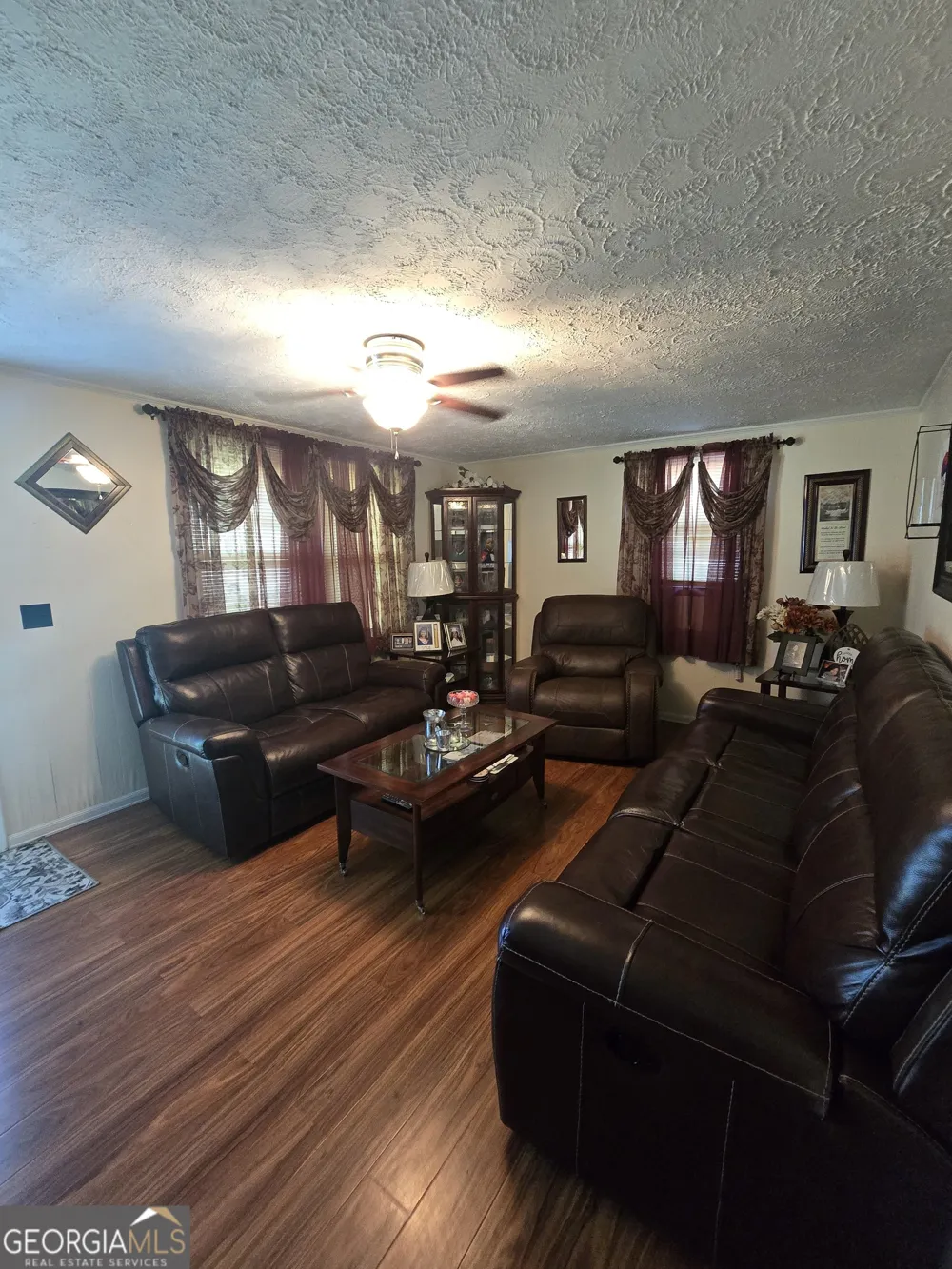 934 Clairmont AVE Comer, GA 30629