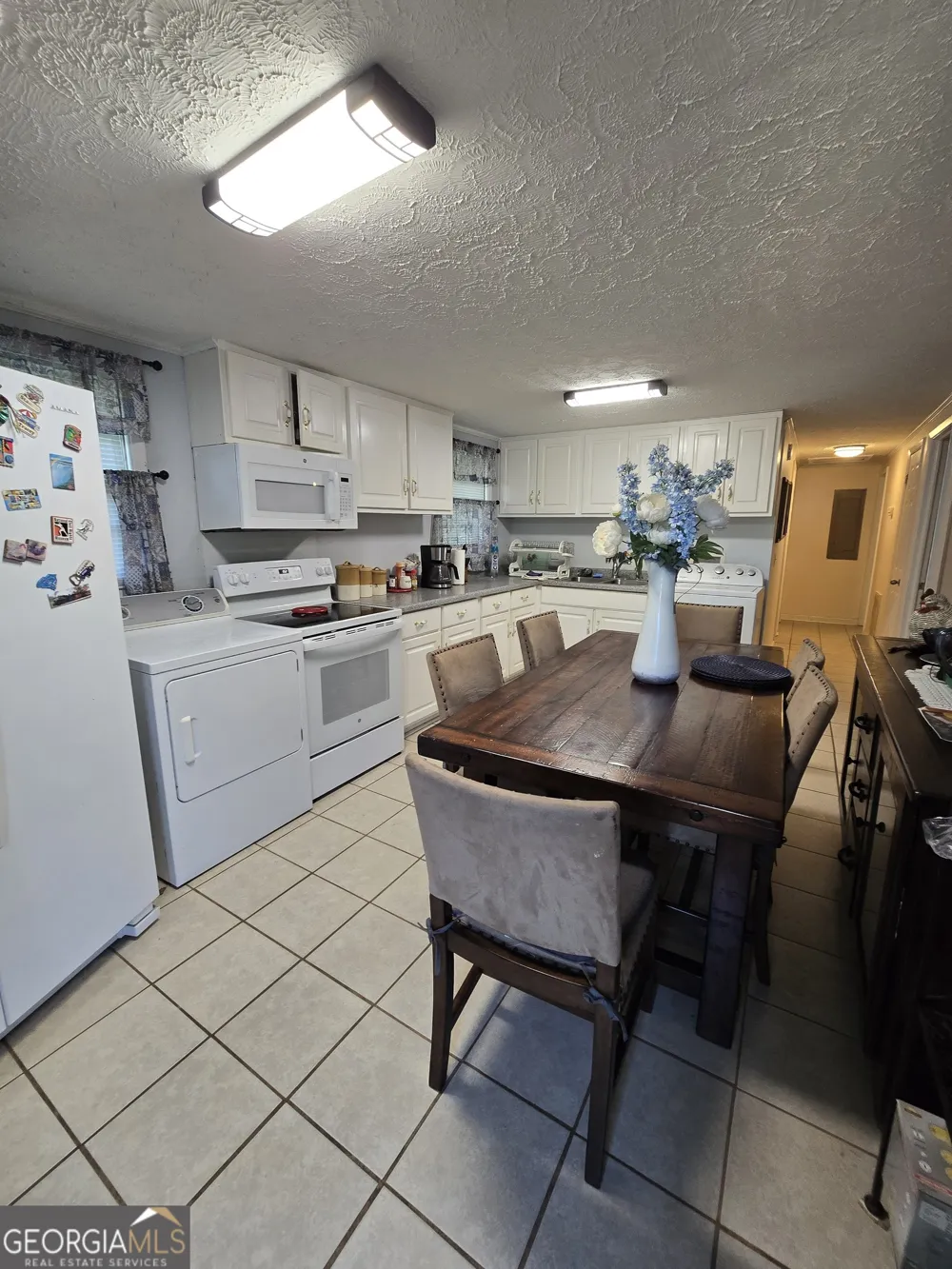934 Clairmont AVE Comer, GA 30629