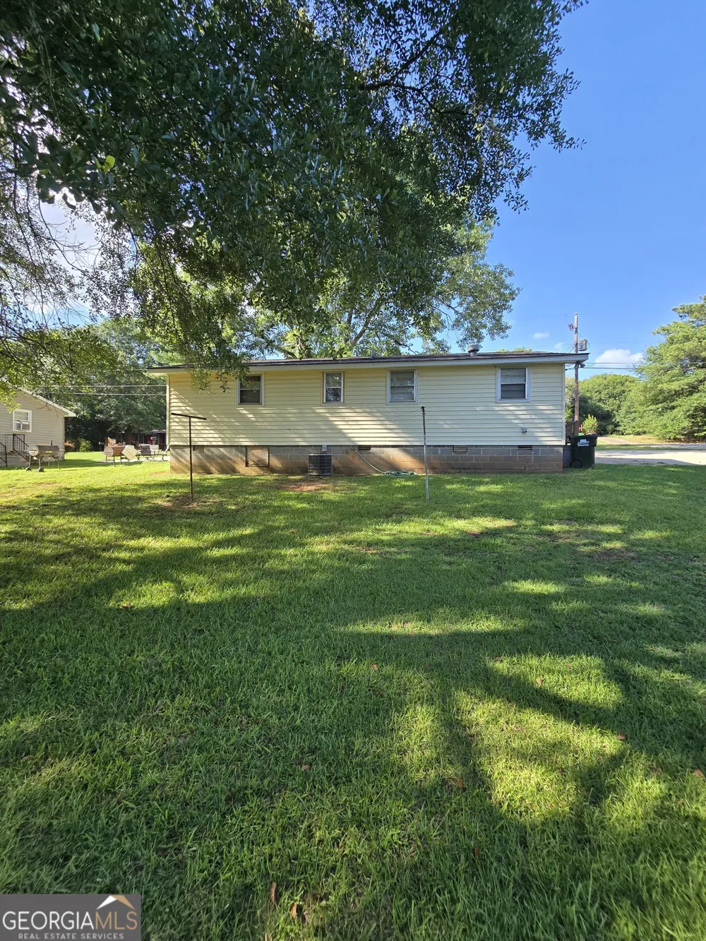 934 Clairmont AVE Comer, GA 30629