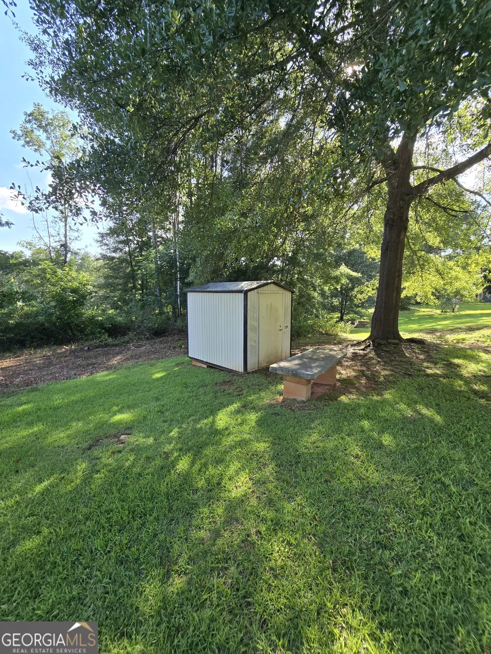 934 Clairmont AVE Comer, GA 30629