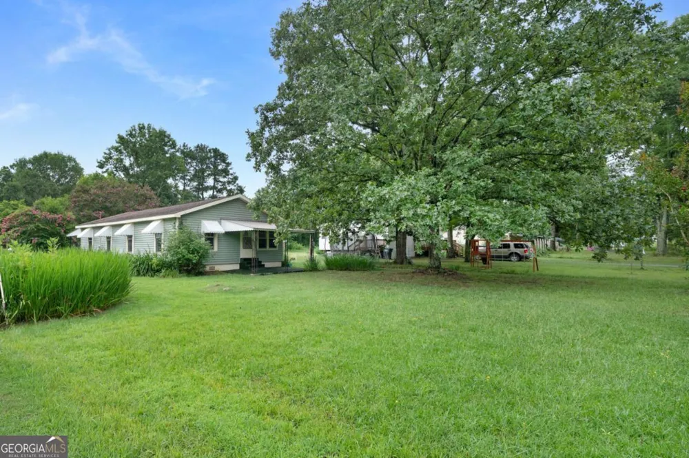 154 County Line RD Plainville, GA 30733