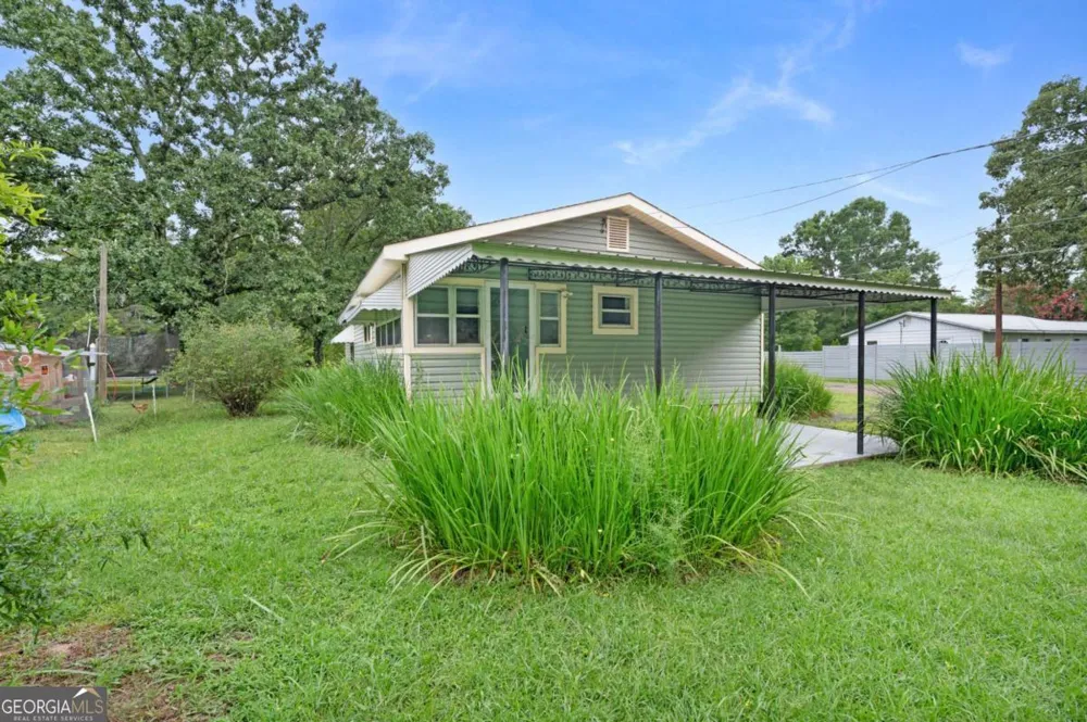 154 County Line RD Plainville, GA 30733