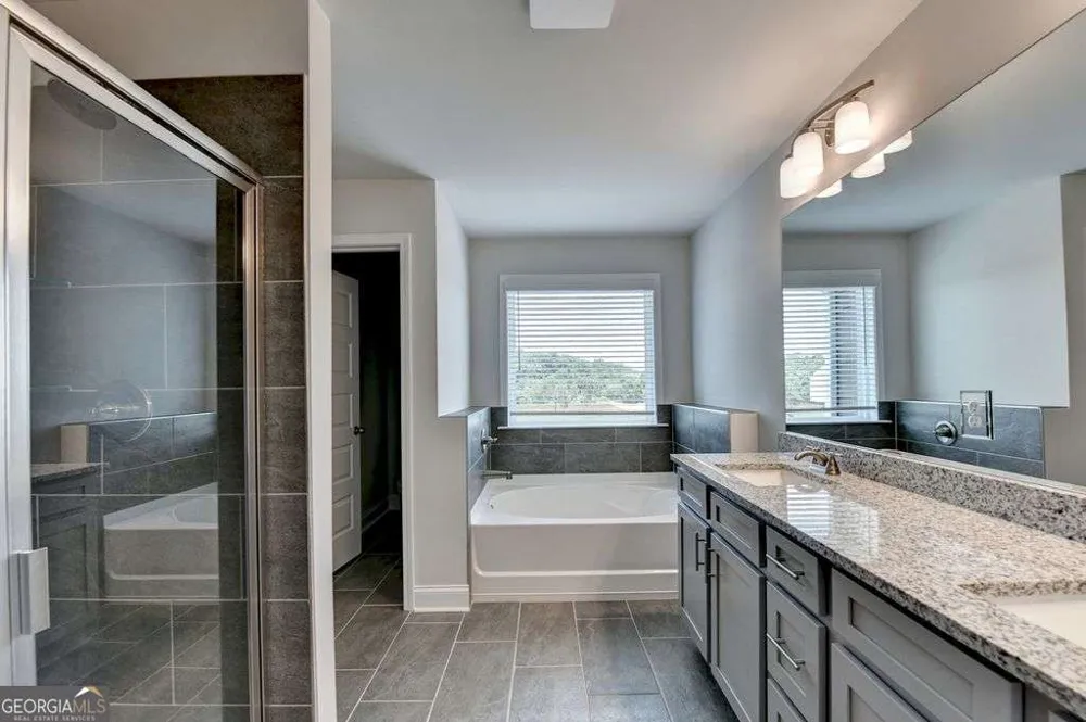 7309 Yewtree Drive WALK Flowery Branch, GA 30542