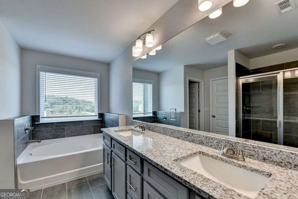 7309 Yewtree Drive WALK Flowery Branch, GA 30542