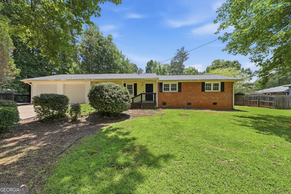 6556 Glenwood DR Douglasville, GA 30135