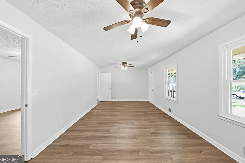 6556 Glenwood DR Douglasville, GA 30135