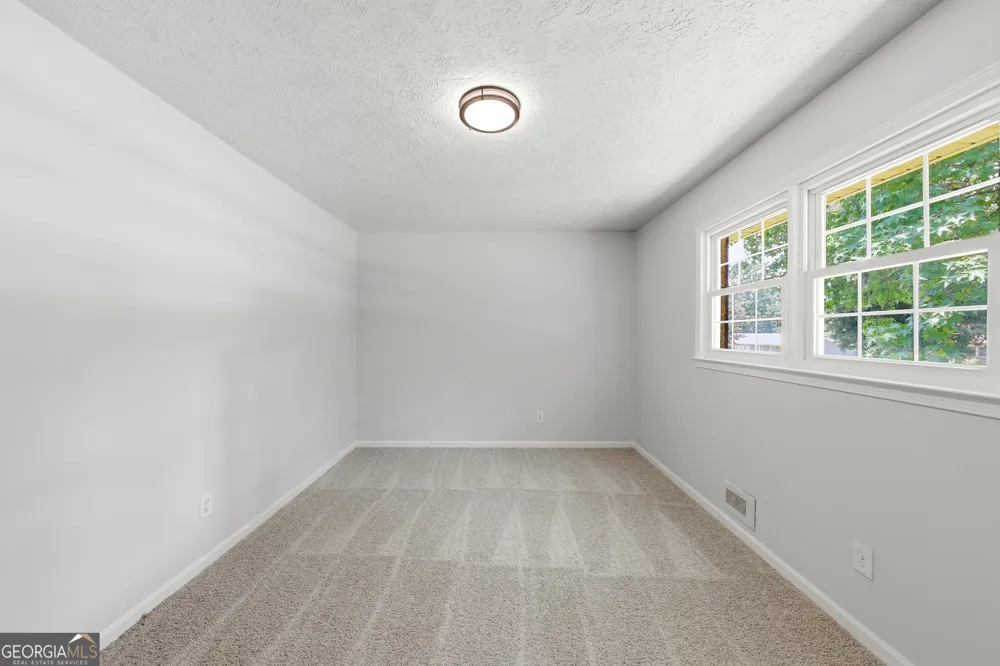 6556 Glenwood DR Douglasville, GA 30135