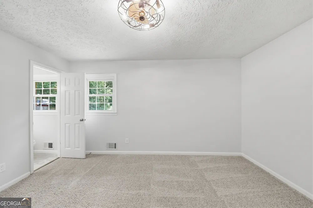 6556 Glenwood DR Douglasville, GA 30135