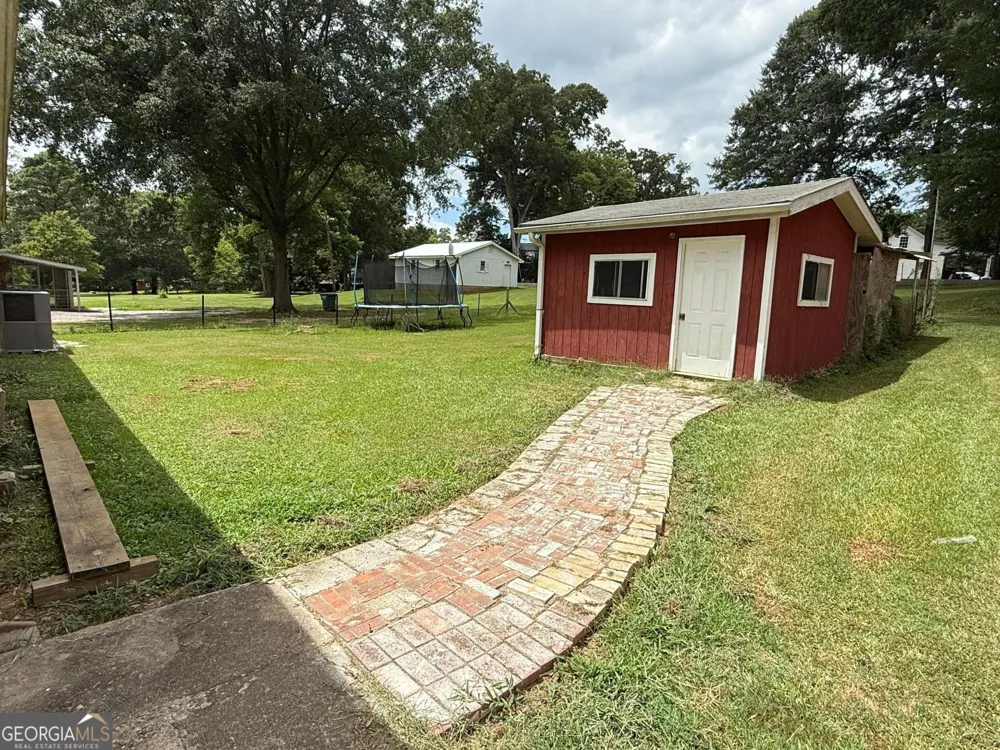 12 Georgia AVE Hampton, GA 30228