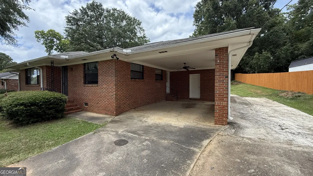 12 Georgia AVE Hampton, GA 30228