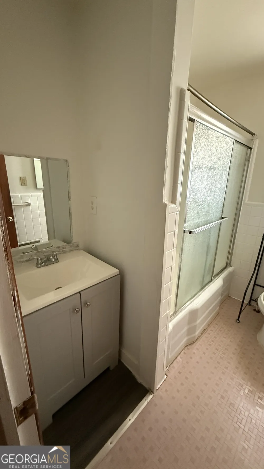 12 Georgia AVE Hampton, GA 30228