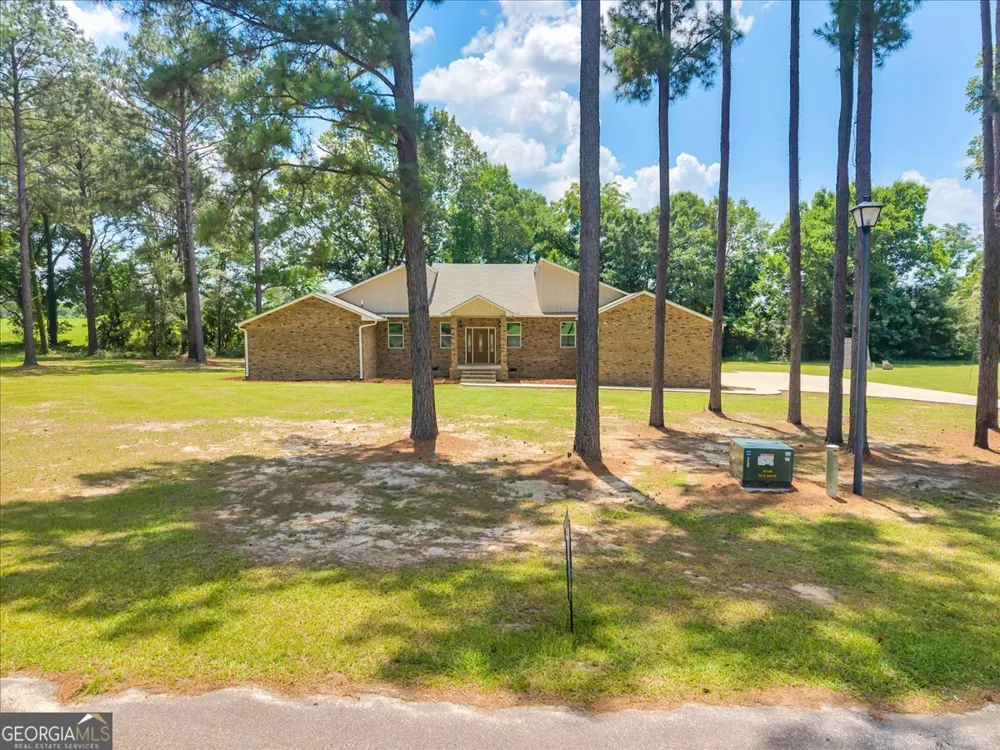 738 Sweet Magnolia CIR Dublin, GA 31021