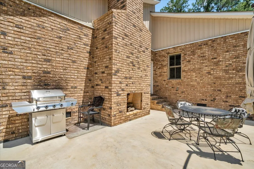 738 Sweet Magnolia CIR Dublin, GA 31021