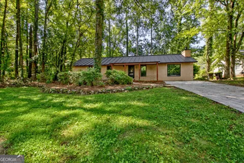 11 Logwood LN