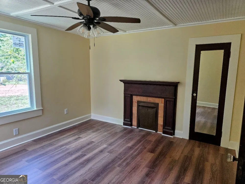 203 Dallas DR Thomaston, GA 30286